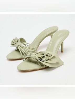 🌸🌷 Zara Flower Petal Kitten Heels 🌹 Size 10 🌻🌿 NWT